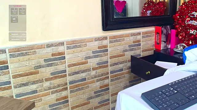 Snapshot of katlyn_martins chatting on 02-16-25, 11:05 katlyn martins online show from 02-16-25, 11:05