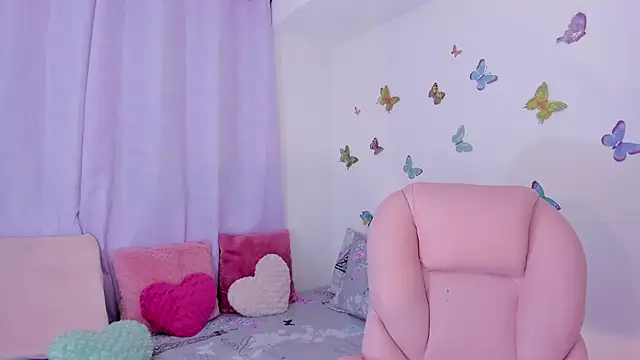Snapshot of _Arianna08_ chatting on 02-03-25, 05:07  Arianna08  online show from 02-03-25, 05:07