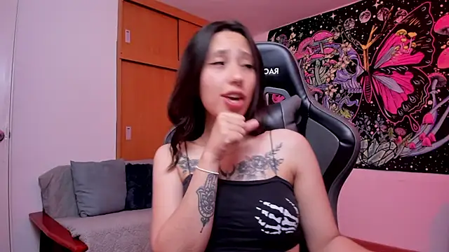 aciddollhell online show from 02-21-26, 01:50