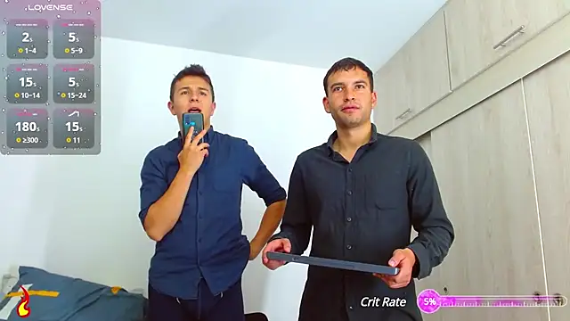 Snapshot of dorian_h_ chatting on 03-10-25, 03:41 dorian h  online show from 03-10-25, 03:41