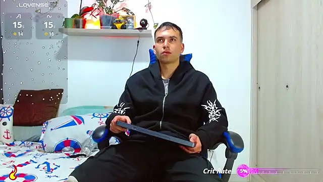 Snapshot of dorian_h_ chatting on 10-21-25, 11:38 dorian h  online show from 10-21-25, 11:38