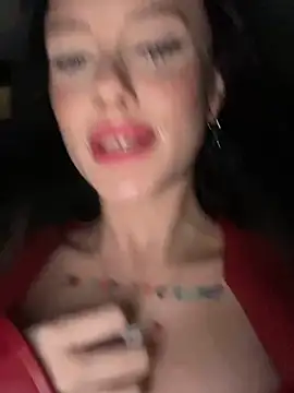 Snapshot of Melissa_crazy chatting on 12-05-24, 03:17 Melissa crazy online show from 12-05-24, 03:17