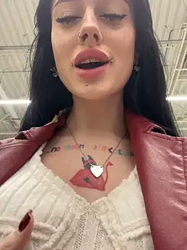 Snapshot of Melissa_crazy chatting on 01-04-25, 03:17 Melissa crazy online show from 01-04-25, 03:17