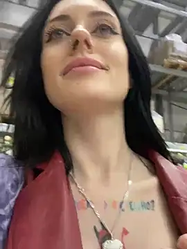 Snapshot of Melissa_crazy chatting on 01-14-25, 09:20 Melissa crazy online show from 01-14-25, 09:20