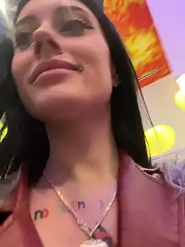 Snapshot of Melissa_crazy chatting on 01-17-25, 06:23 Melissa crazy online show from 01-17-25, 06:23