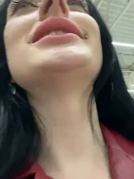 Snapshot of Melissa_crazy chatting on 01-22-25, 06:31 Melissa crazy online show from 01-22-25, 06:31