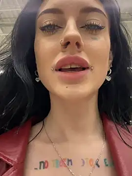 Snapshot of Melissa_crazy chatting on 02-03-25, 03:17 Melissa crazy online show from 02-03-25, 03:17