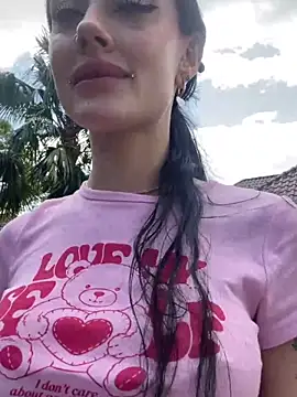 Snapshot of Melissa_crazy chatting on 02-26-25, 08:15 Melissa crazy online show from 02-26-25, 08:15