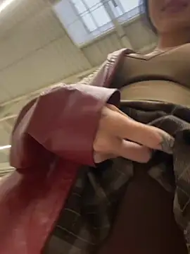 Snapshot of Melissa_crazy chatting on 03-15-25, 03:06 Melissa crazy online show from 03-15-25, 03:06