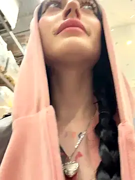 Snapshot of Melissa_crazy chatting on 11-15-25, 03:30 Melissa crazy online show from 11-15-25, 03:30