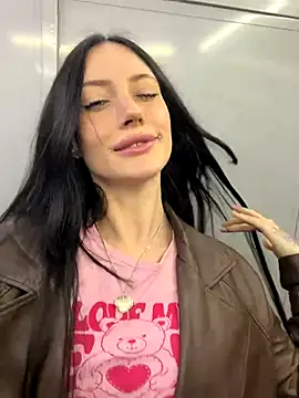 Snapshot of Melissa_crazy chatting on 12-01-25, 04:23 Melissa crazy online show from 12-01-25, 04:23