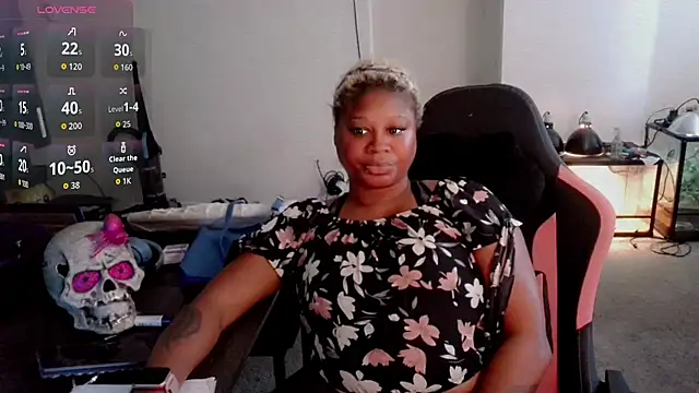 Snapshot of lexilove8 chatting on 10-08-25, 08:50 lexilove8 online show from 10-08-25, 08:50