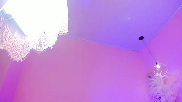 ScarletGV online show from 09-10-25, 04:18