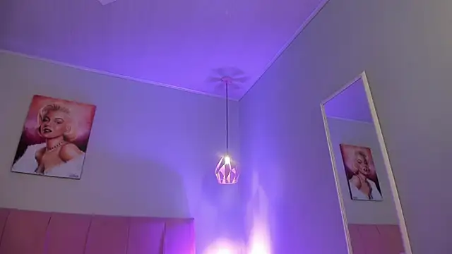 ScarletGV online show from 12-02-25, 04:40