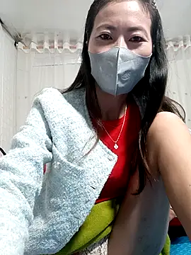 Snapshot of Sweet_Toy20 chatting on 10-21-25, 09:15 Sweet Toy20 online show from 10-21-25, 09:15