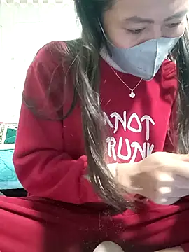 Snapshot of Sweet_Toy20 chatting on 12-05-25, 12:25 Sweet Toy20 online show from 12-05-25, 12:25