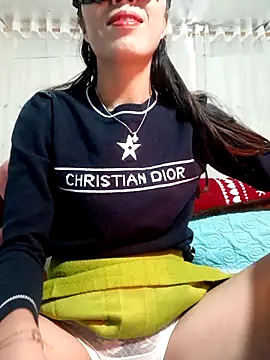 Snapshot of Sweet_Toy20 chatting on 12-15-25, 12:59 Sweet Toy20 online show from 12-15-25, 12:59