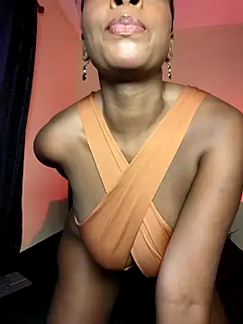 HanaThompson online show from 12-21-24, 04:14