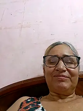  candi online show from 10-29-25, 11:01