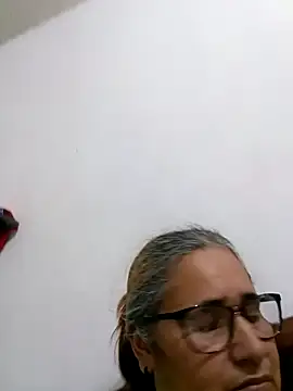 Snapshot of _candi chatting on 01-13-26, 02:28 candi online show from 01-13-26, 02:28