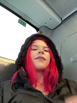 Snapshot of RiriRoseey chatting on 02-16-25, 08:32 RiriRoseey online show from 02-16-25, 08:32