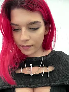 Snapshot of RiriRoseey chatting on 02-17-25, 12:27 RiriRoseey online show from 02-17-25, 12:27