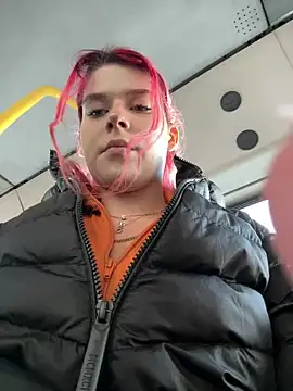 Snapshot of RiriRoseey chatting on 02-24-25, 08:27 RiriRoseey online show from 02-24-25, 08:27