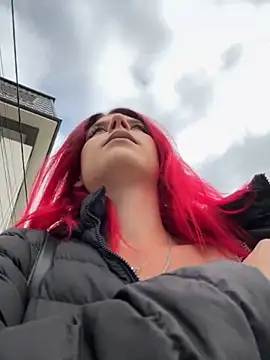 Snapshot of RiriRoseey chatting on 10-12-25, 07:07 RiriRoseey online show from 10-12-25, 07:07