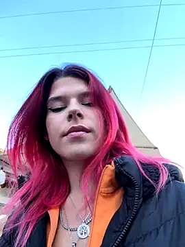 Snapshot of RiriRoseey chatting on 10-20-25, 07:20 RiriRoseey online show from 10-20-25, 07:20