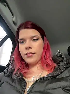 Snapshot of RiriRoseey chatting on 01-10-26, 09:00 RiriRoseey online show from 01-10-26, 09:00