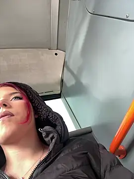 Snapshot of RiriRoseey chatting on 02-20-26, 09:10 RiriRoseey online show from 02-20-26, 09:10