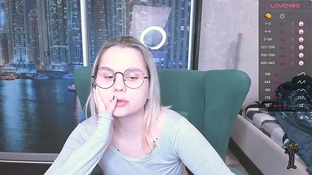 miray kuriyama123 online show from 12-19-24, 05:50