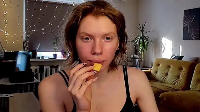 StellaDavis online show from 02-25-25, 12:34