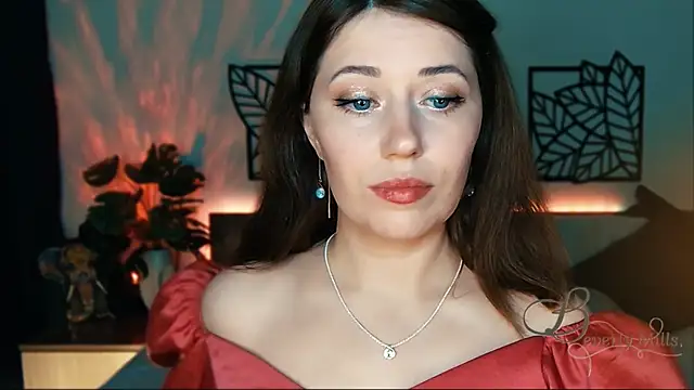 MissBeverlyMills online show from 01-25-25, 02:25