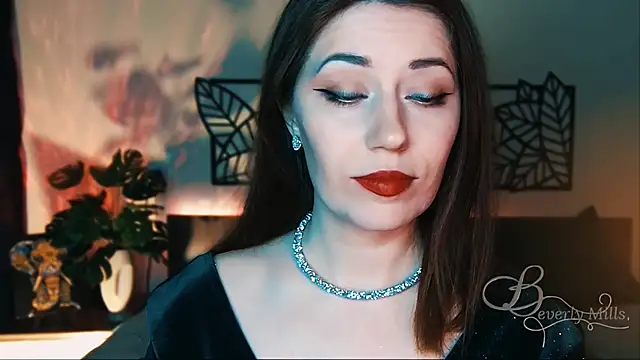 MissBeverlyMills online show from 02-22-25, 08:53