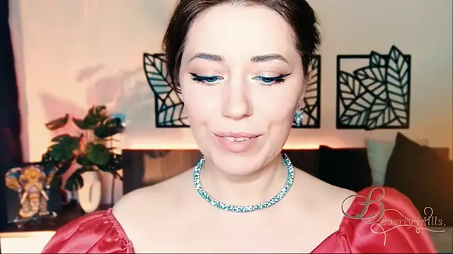 MissBeverlyMills online show from 03-05-25, 09:16