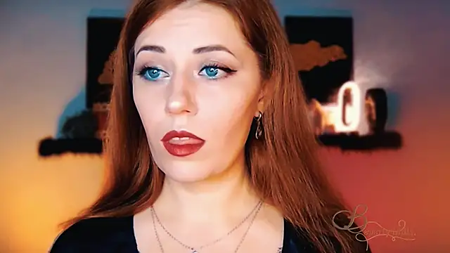 MissBeverlyMills online show from 11-16-25, 03:23