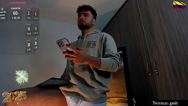 caprywilliams online show from 12-31-24, 12:43