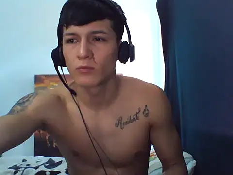 Snapshot of Pharaon_71 chatting on 02-07-25, 05:40 Pharaon 71 online show from 02-07-25, 05:40