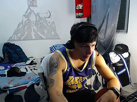 Snapshot of Pharaon_71 chatting on 02-12-26, 01:33 Pharaon 71 online show from 02-12-26, 01:33