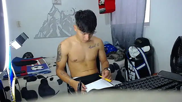 Snapshot of Pharaon_71 chatting on 02-12-26, 05:19 Pharaon 71 online show from 02-12-26, 05:19