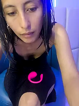 Snapshot of Anahi_cake chatting on 02-14-26, 09:33 Anahi cake online show from 02-14-26, 09:33