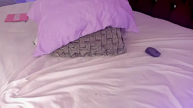 LindaRey  online show from 01-08-26, 10:28