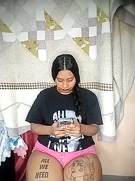 Snapshot of Jarapaol chatting on 10-25-25, 07:38 Jarapaol online show from 10-25-25, 07:38