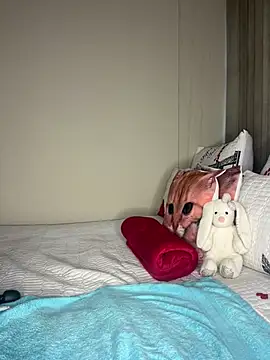 Snapshot of Kinkyy_ chatting on 02-04-25, 03:54 Kinkyy online show from 02-04-25, 03:54