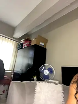 Snapshot of Kinkyy_ chatting on 09-13-25, 08:58 Kinkyy online show from 09-13-25, 08:58