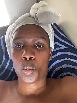 Snapshot of Kinkyy_ chatting on 10-23-25, 01:54 Kinkyy online show from 10-23-25, 01:54