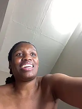 Snapshot of Kinkyy_ chatting on 10-24-25, 10:50 Kinkyy online show from 10-24-25, 10:50