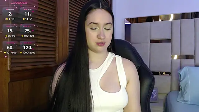 sofiaduque 26 online show from 02-25-25, 07:58