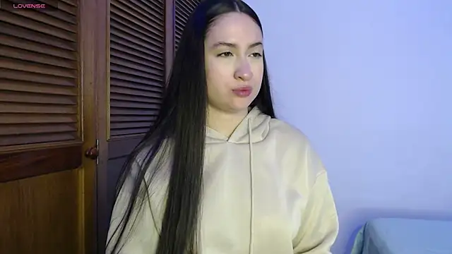 sofiaduque 26 online show from 10-16-25, 02:07